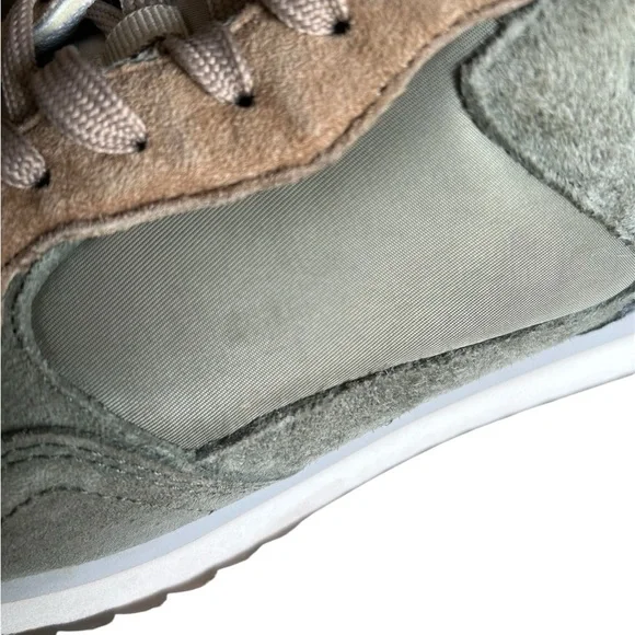 Hoff women’s sneakers size 10 - Picture 10 of 14